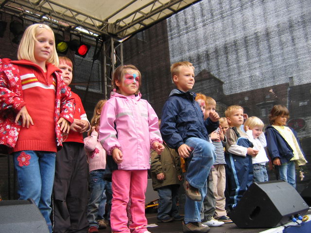 gal/2007/2007 Ruettenscheider Kinderfest/2007 Saitentwist Ruettenscheider Kinderfest 1.9. 405.jpg